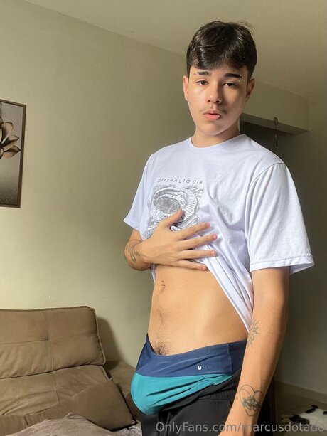 Marcusdotado かわいいスター 画像