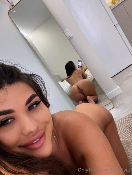 Dinalwz セックススター 写真