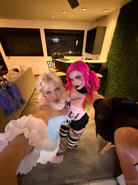 Strawbunnyx0 ポルノスター ギャラリー