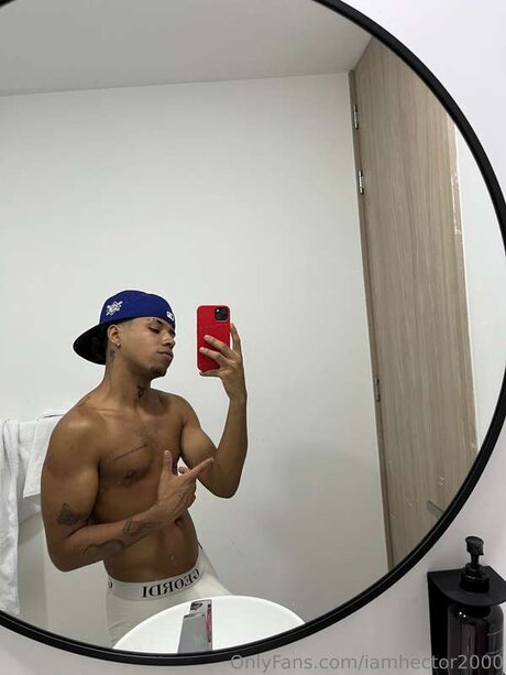 小さなお尻のOnlyFans 無料裸 画像