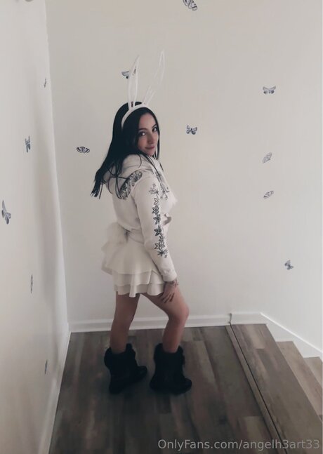 Angelh3art33 裸のスター 画像