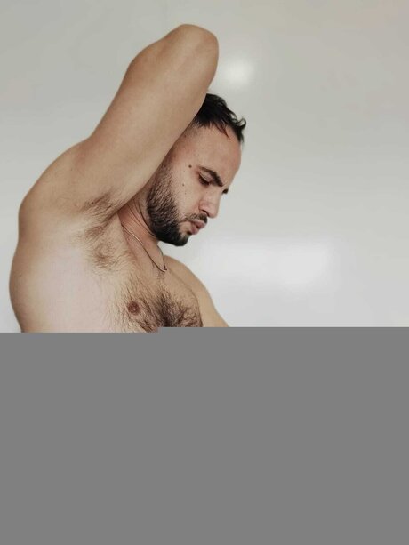 Aleklucian 高品質モデル 写真