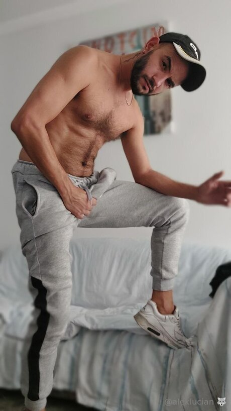 Aleklucian ポルノスター 素敵 写真