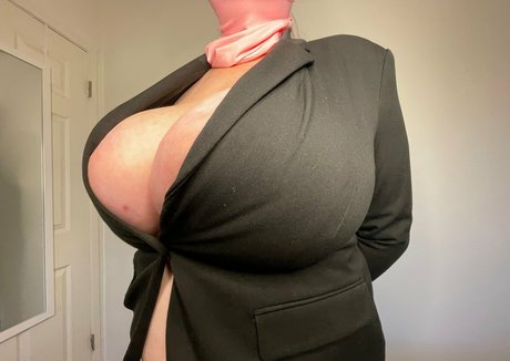 oneinagillianof 無料女優 写真