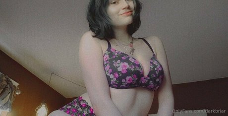 darkbriar ポルノ女優 写真