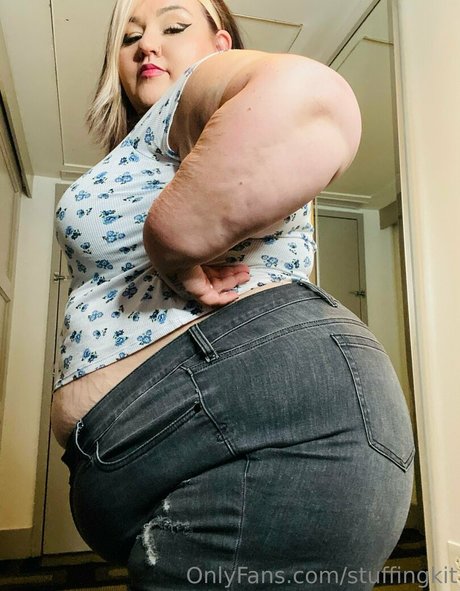 stuffingkit セクシー女優 写真
