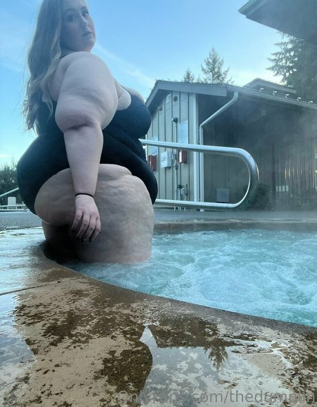 thedumplin アートモデル 画像
