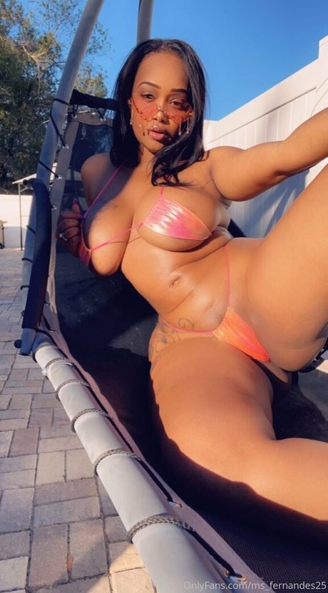 Ms Fernandes25 top profile image