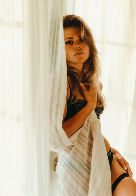 alyssagreen 限定モデル 写真