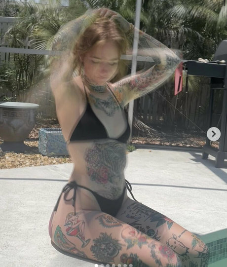 apimpnamedslickkat セクシーモデル 写真