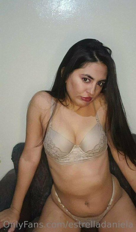 estrelladaniela ポルノスター 画像