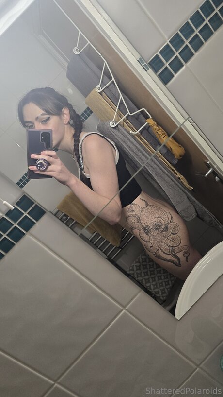 shatteredpolaroids かわいいモデル 写真