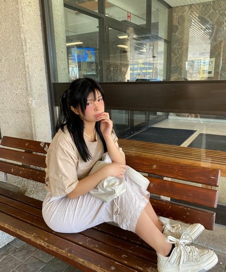 Karenxtran 可愛い女優 ギャラリー