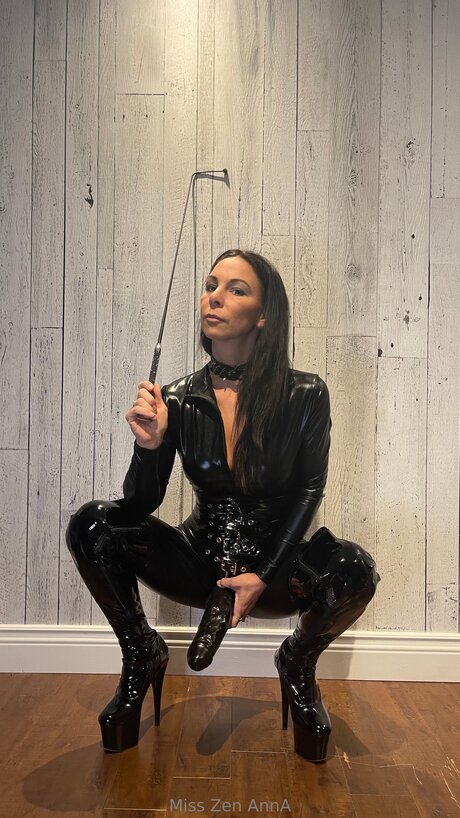 Misszenanna ヌードモデル アーカイブ