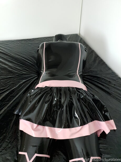 Kurolatex 最高のモデル ギャラリー