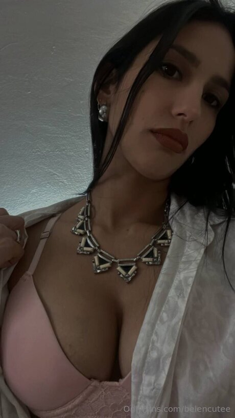Mariacutee ポルノスター トップ 画像