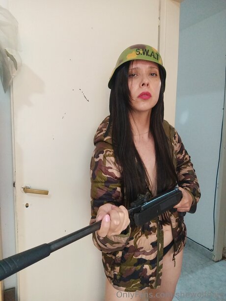 Shewolfdani かわいいスター 画像