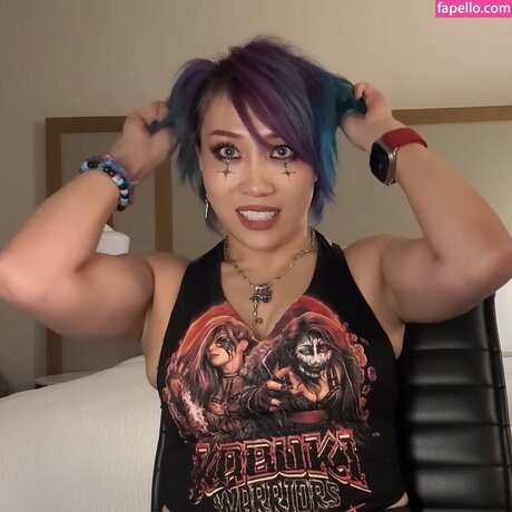 Asuka WWE 完璧なポルノスター 写真