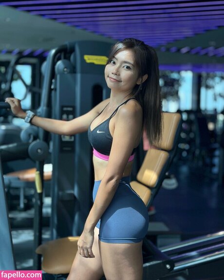Ann pow トップポルノスター 写真