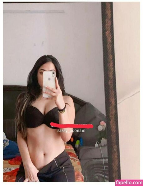 Sassy Poonam ヌードモデル アーカイブ