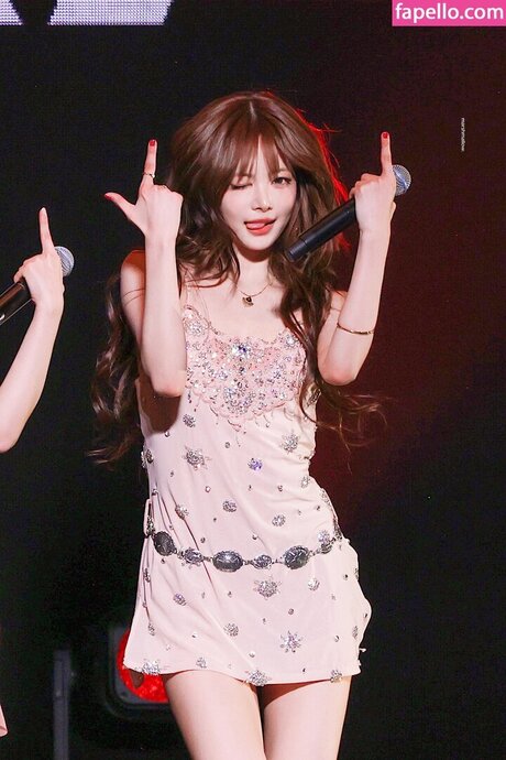 Hong Eunchae  最高のモデル 画像
