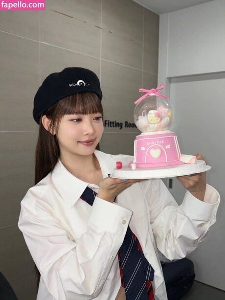 Hong Eunchae  セクシーモデル 画像