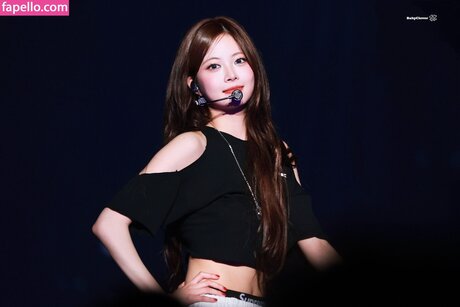 Hong Eunchae ポルノスター 画像