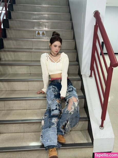 Hong Eunchae かわいいスター 画像