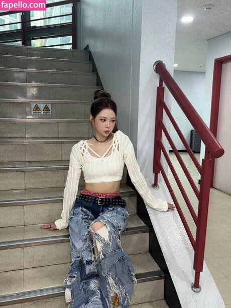 Hong Eunchae 最高のスター 写真