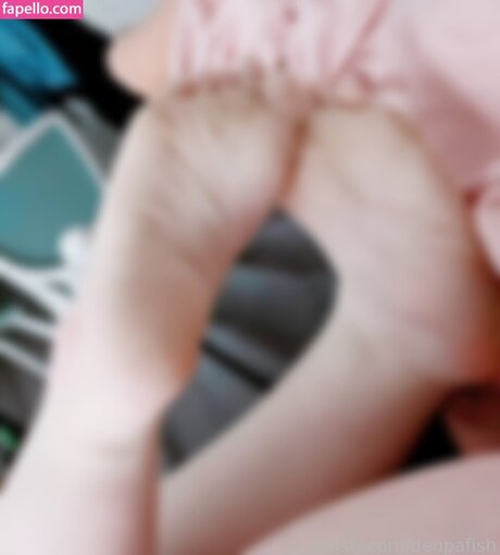 denpafish ヌードのポルノスター 写真