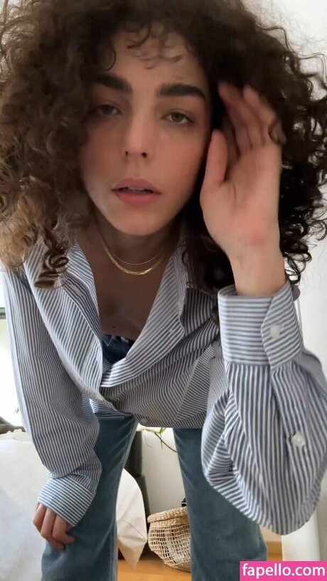 J lia Konrad セクシーモデル 写真