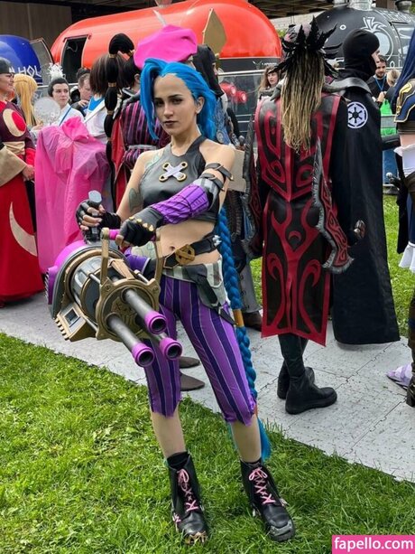 Cheremsha セクシーモデル 写真