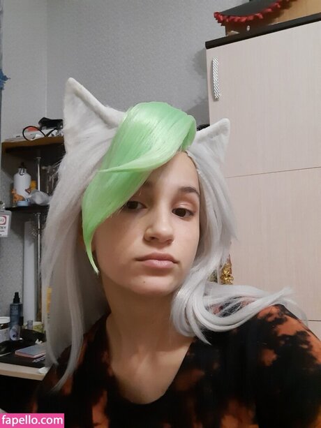 Cheremsha 裸モデル 写真