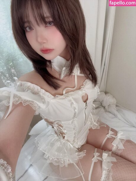 Miu cosplayer xxxポルノスター 写真