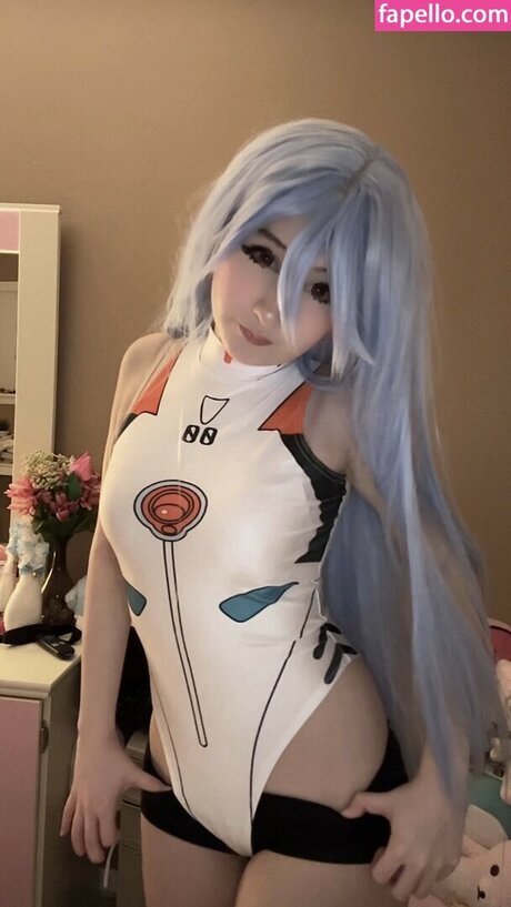 mewingava エロティックなモデル 画像