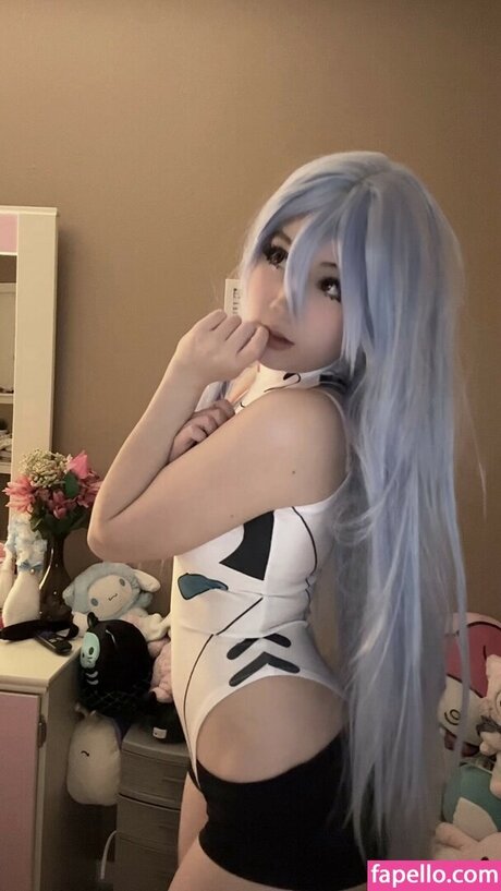 mewingava 独占女優 写真