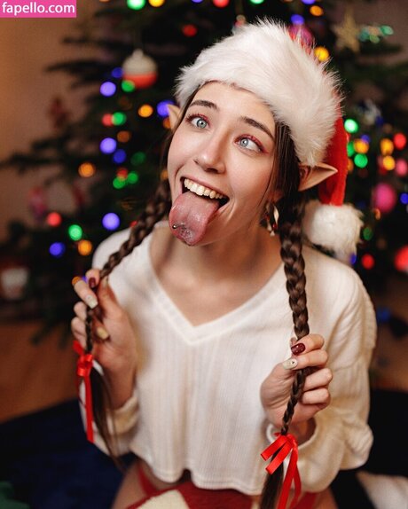 Ahegao ヌードのポルノスター ギャラリー