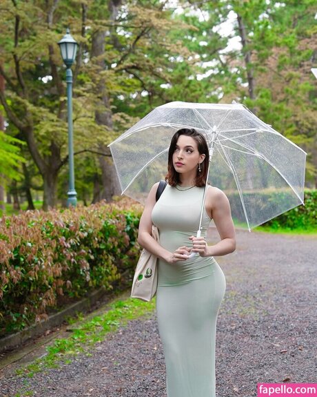 Miss Bri Torres アダルト女優 画像