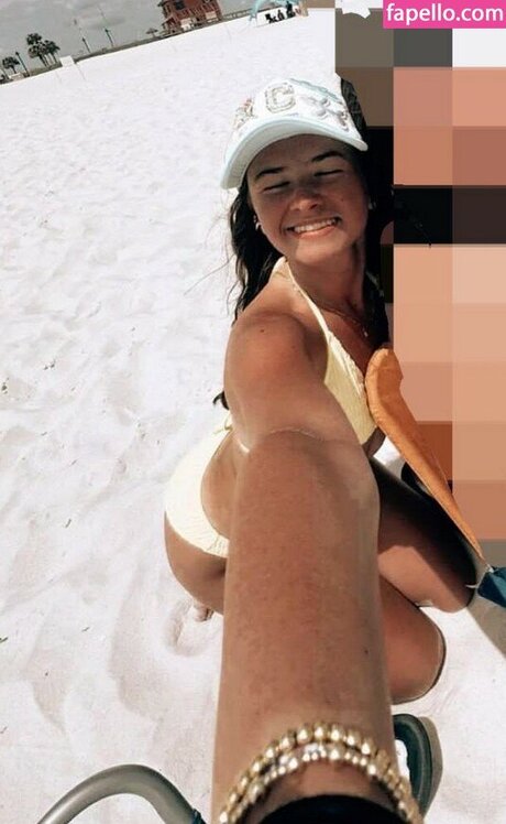 Cailey Fleming ポルノスター 素敵 写真