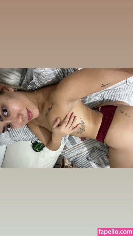Hivia Silva Carneiro かわいいスター 画像