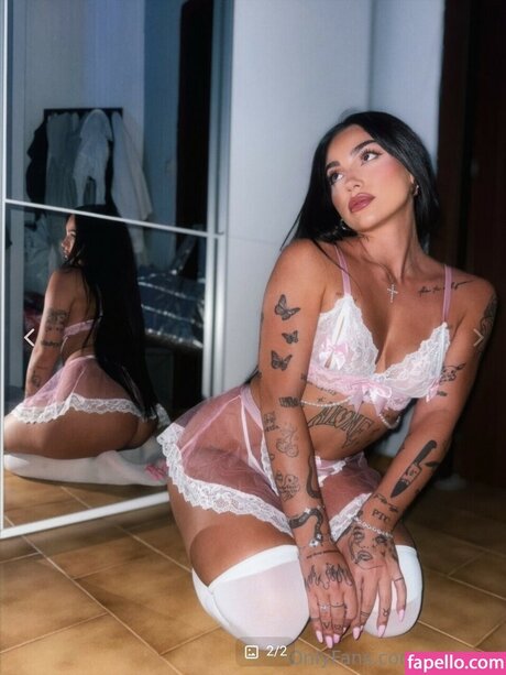 Sophia rizou セックスポルノスター 画像