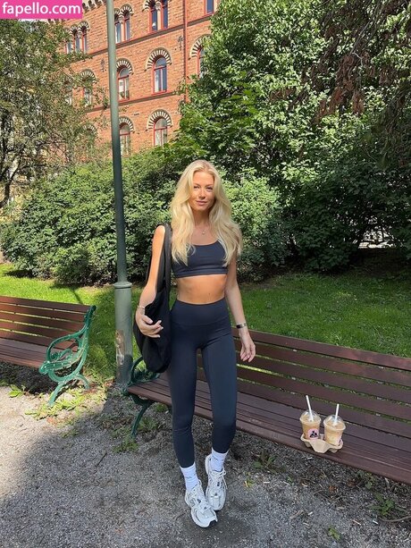 Hilda Sigurdsson 可愛いモデル 写真