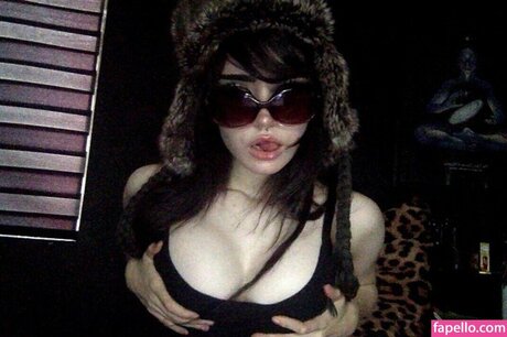 elinoiiddx ポルノスター xxx 写真