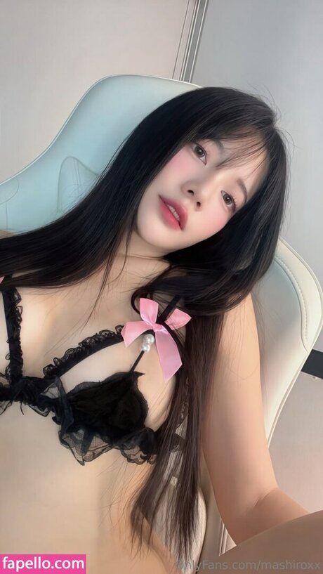 Dangomeaw ポルノスター トップ 写真