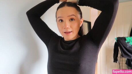 Double Take Reacts ポルノスター 画像