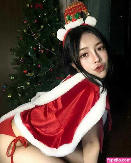 caxeks 女優 写真