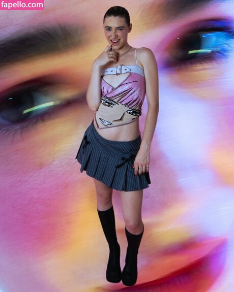 Kamilla Kowal ポルノモデル 写真