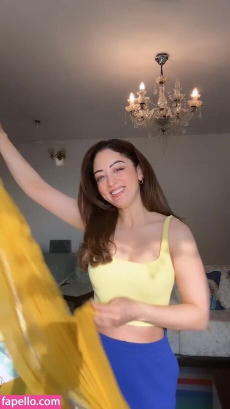 Sandeepa Dhar 素敵なポルノスター 写真