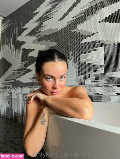 Bronte Schofield ポルノスター 可愛い 写真