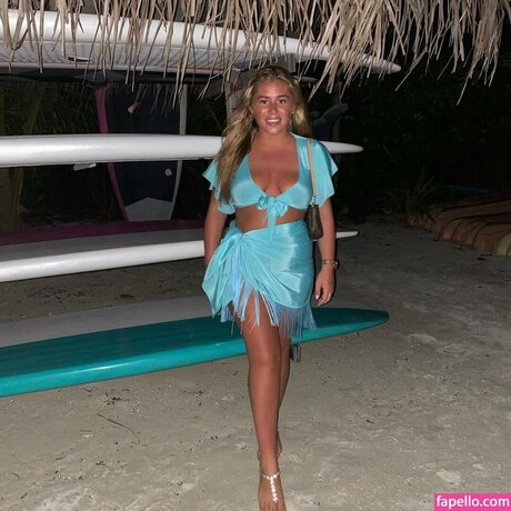 Sophie Williams 裸の女優 写真